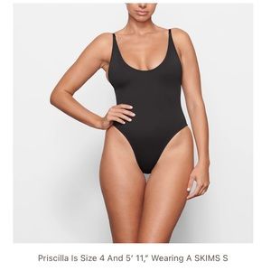 SKIMS SCOOP NECK ONE PIECE Size Small